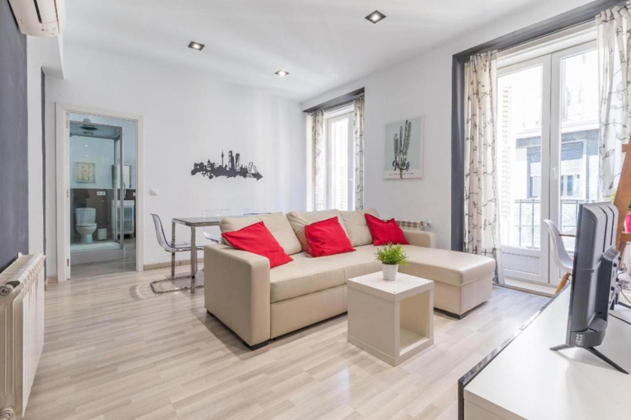 Spacious Flat Puerta Del Sol マドリード エクステリア 写真
