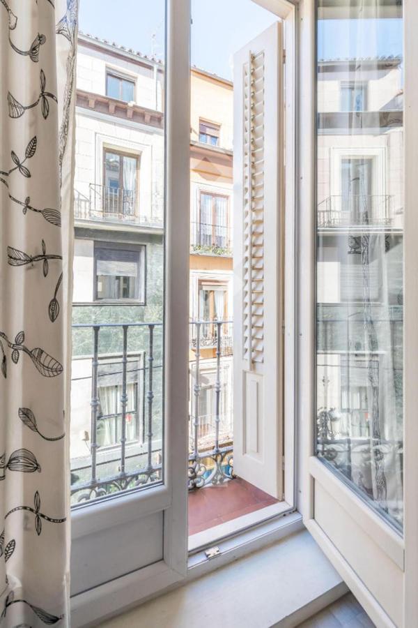 Spacious Flat Puerta Del Sol マドリード エクステリア 写真