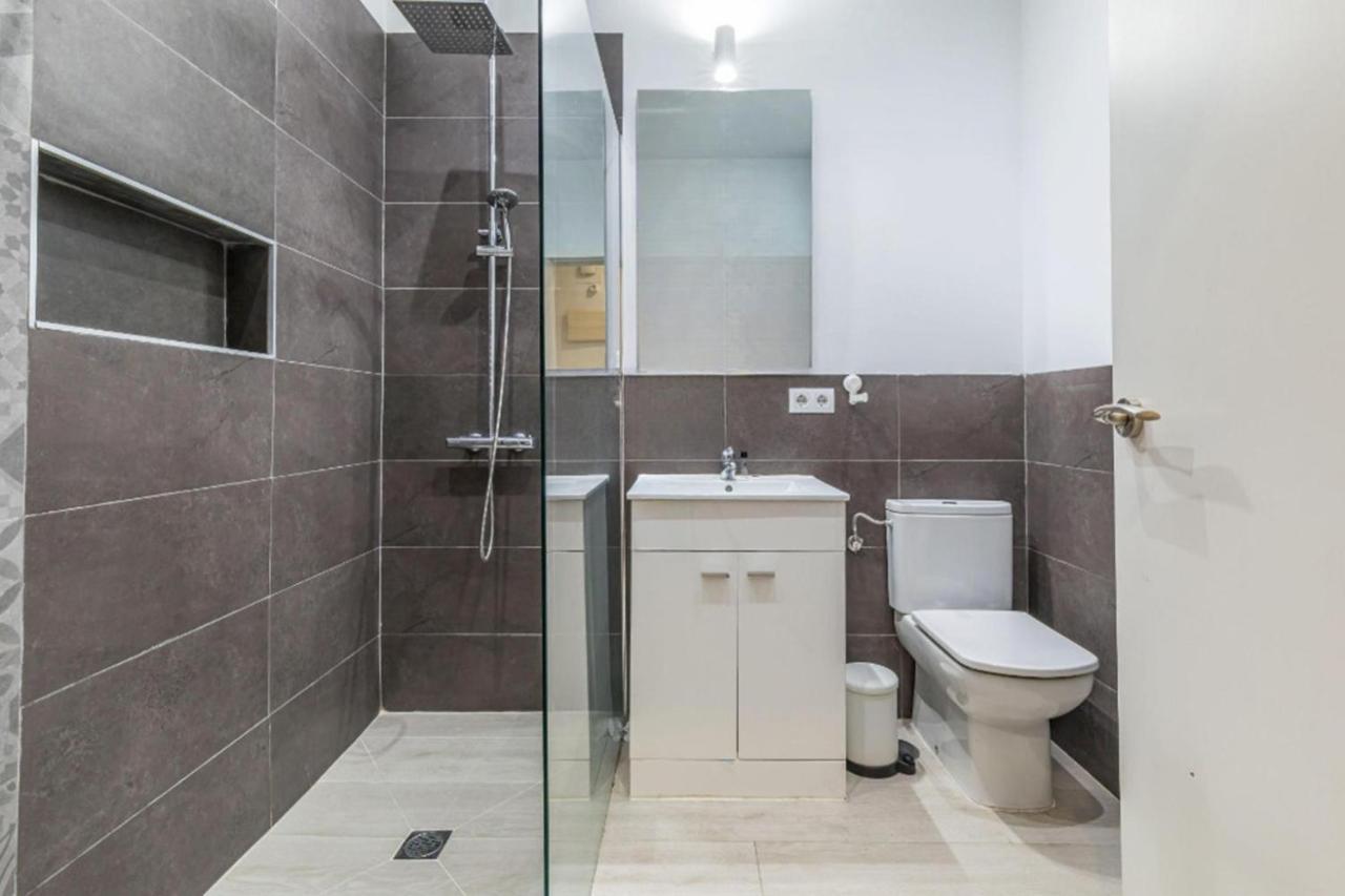 Spacious Flat Puerta Del Sol マドリード エクステリア 写真