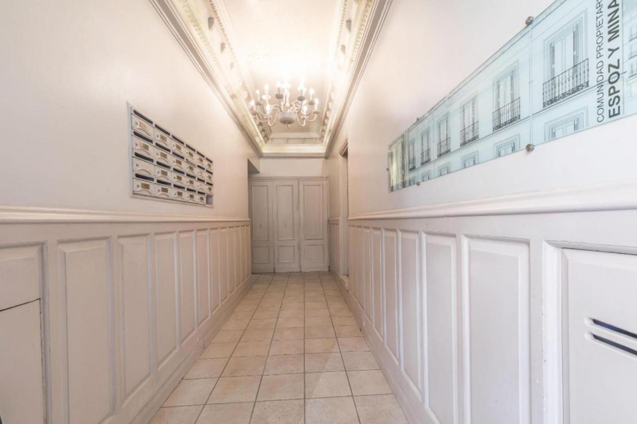 Spacious Flat Puerta Del Sol マドリード エクステリア 写真
