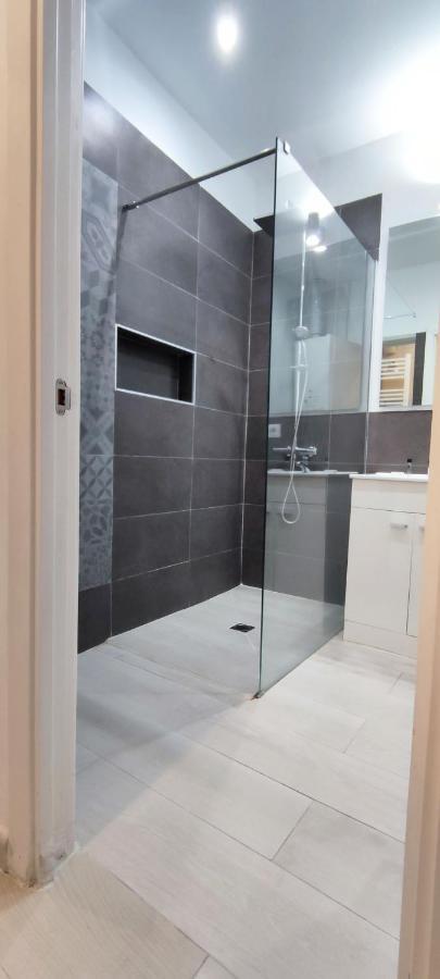 Spacious Flat Puerta Del Sol マドリード エクステリア 写真
